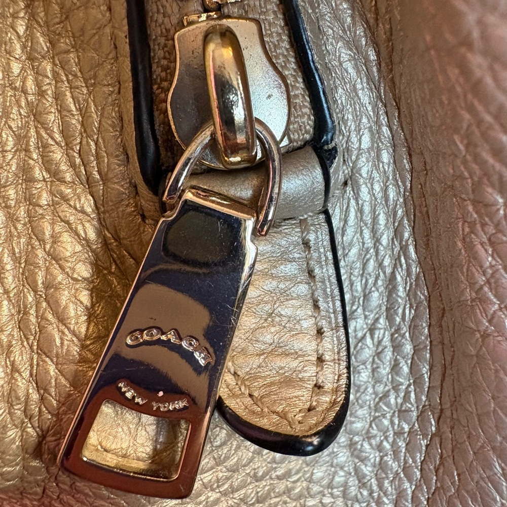 Coach Gold Shoulder Madison Phoebe Shoulder Bag - Picture 6 of 11